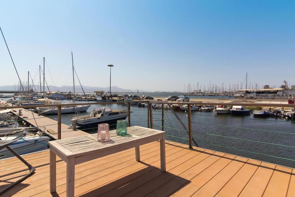 Houseboat Sardinia Suite Cagliari Ngoại thất bức ảnh
