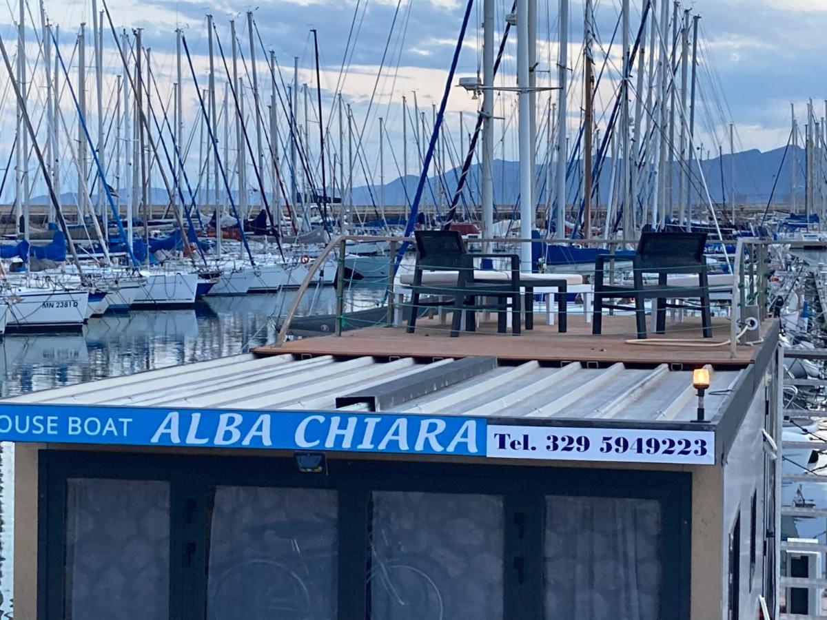 Houseboat Sardinia Suite Cagliari Ngoại thất bức ảnh